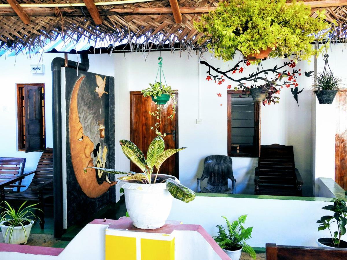 Cresent Bay Beach Hotel Arugam Bay Exterior foto