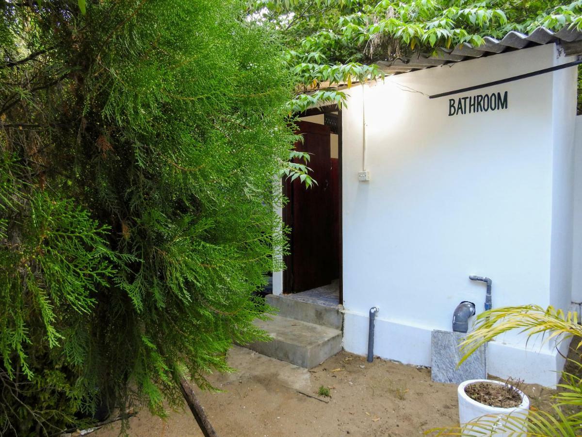 Cresent Bay Beach Hotel Arugam Bay Exterior foto